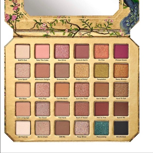 Makeup (eye shadow) - Picture 2 of 3